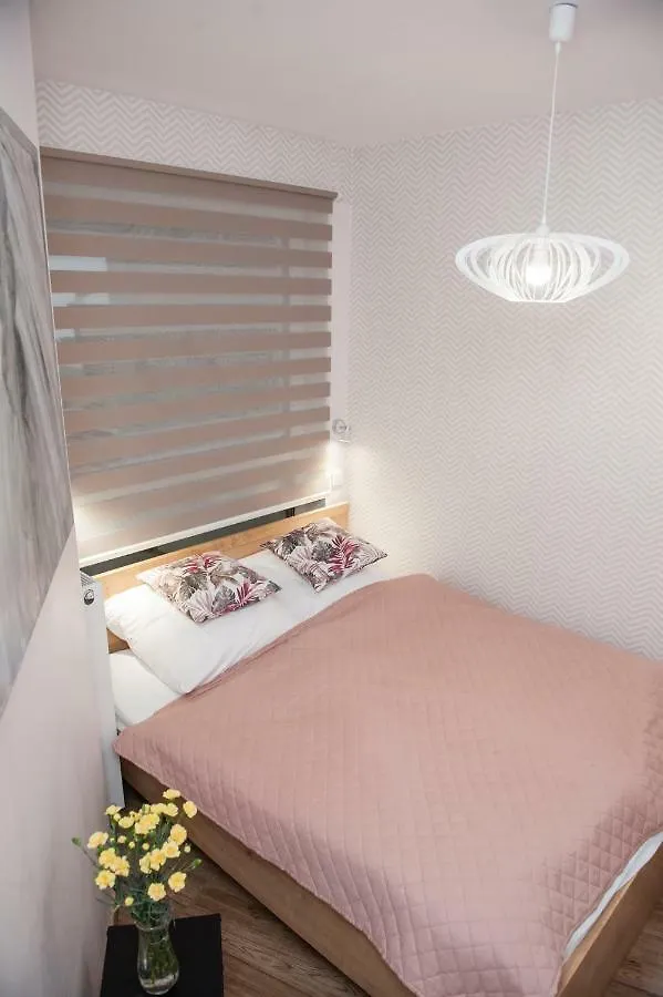 公寓 Apartament Smolna - Zawady 波兹南 波兰